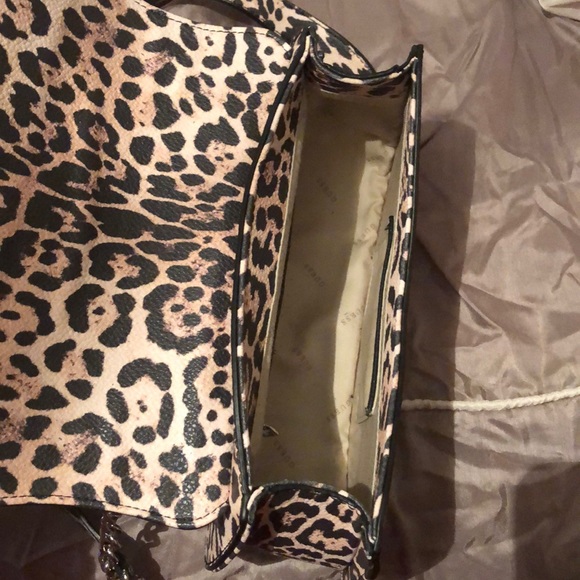 Purse - Picture 2 of 3